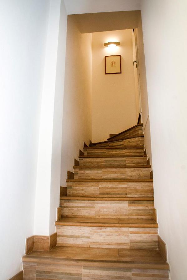 シエーナCertosa Houseアパートメント エクステリア 写真